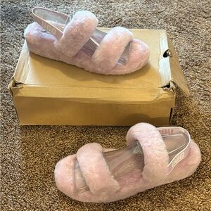 UGG Women's Fluffy Pink Sandals